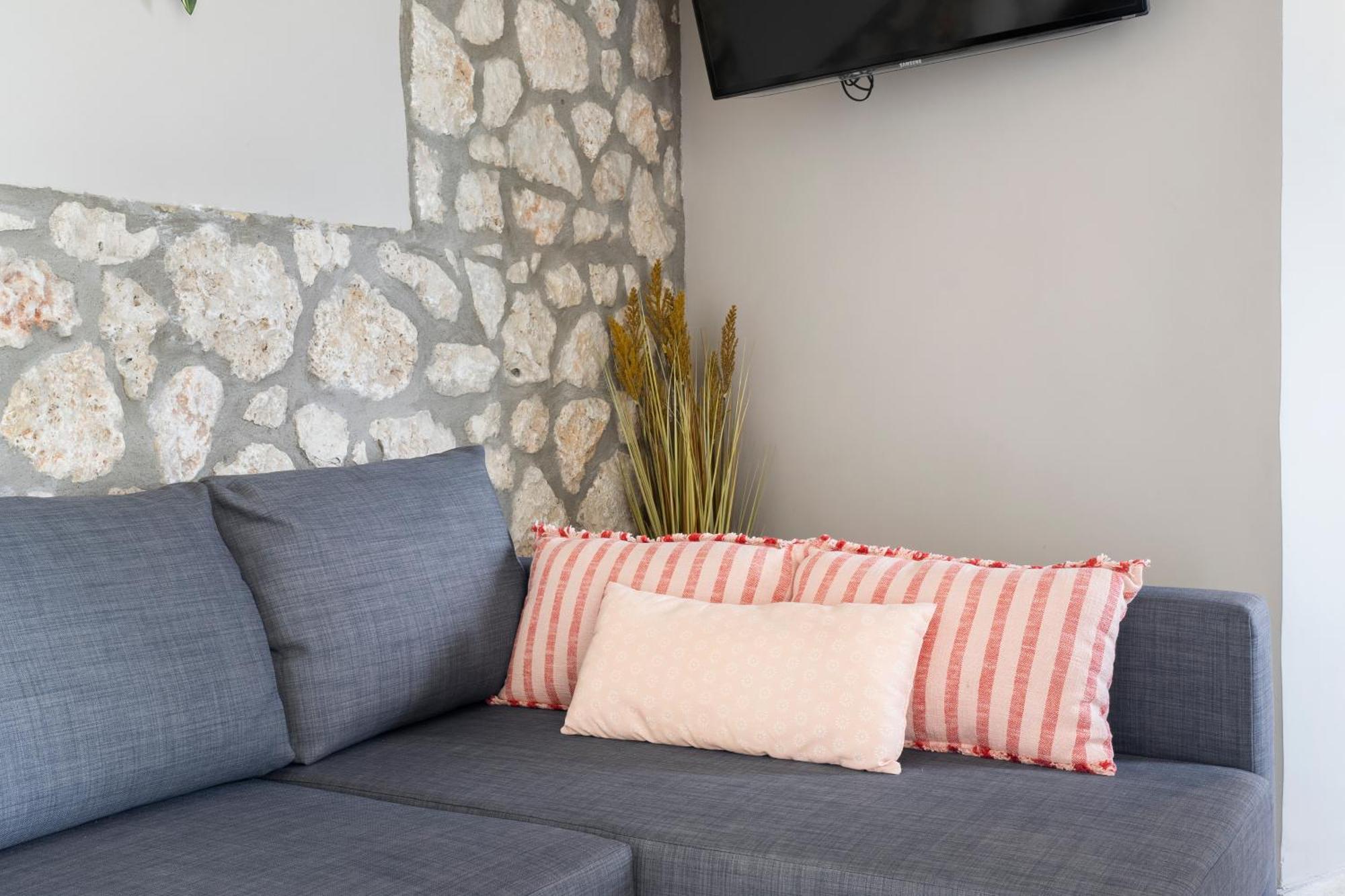 Marcon Stone House Nikiana Villa Ngoại thất bức ảnh